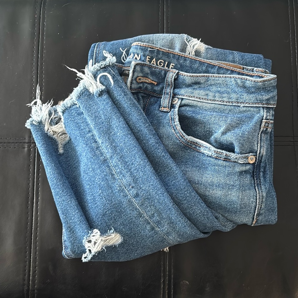 American eagle straight ripped jeans